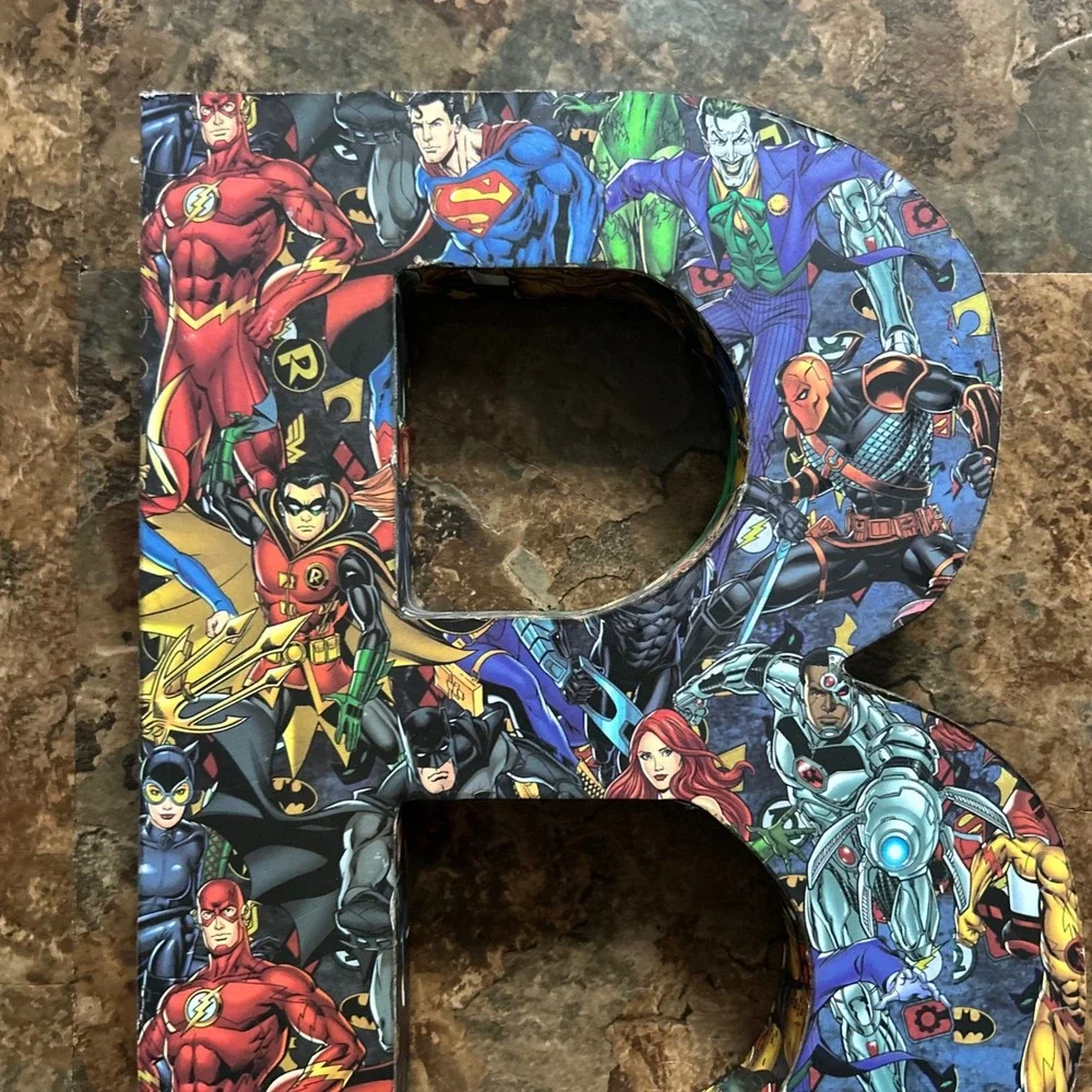 POP Creations DC Comics Justice League Letter B Wall Decor 8 X 10 in
